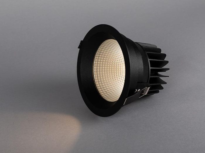 Product image 1: Solo Maxi G2 Black 250mA