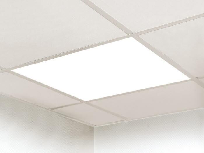 Product image 1: MolnBAS 60x60 2300lm 840 O