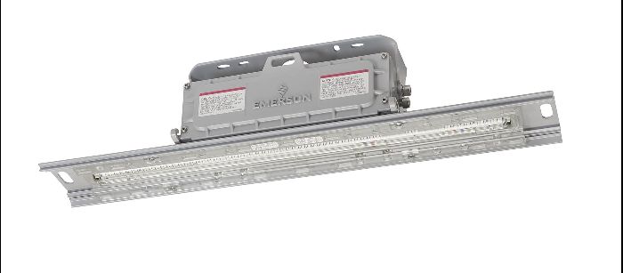 Imagen de productos 1: RIGMASTER™  LED LINEAR 4390 LUMEN 3000 K CCT-Clear PC